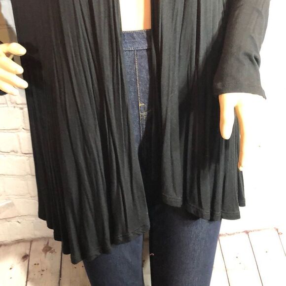 Ginger G Asymmetrical Black Open Front Cardigan Faux Leather Trim Medium - Picture 3 of 10